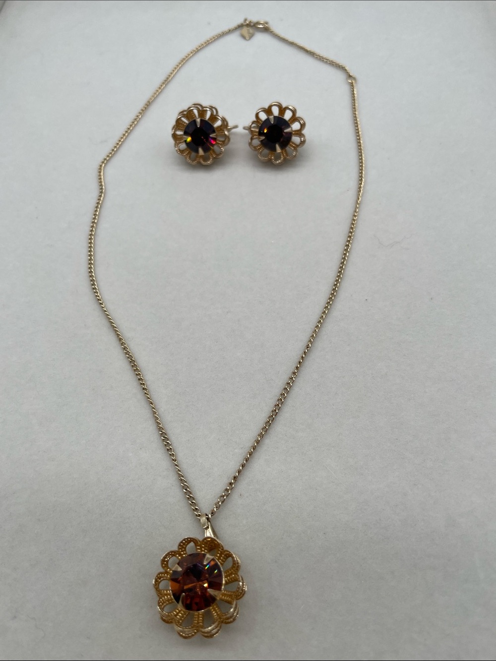 Sarah Coventry Marigold Floral Pendant Necklace & Earring Set with Amber Crystal